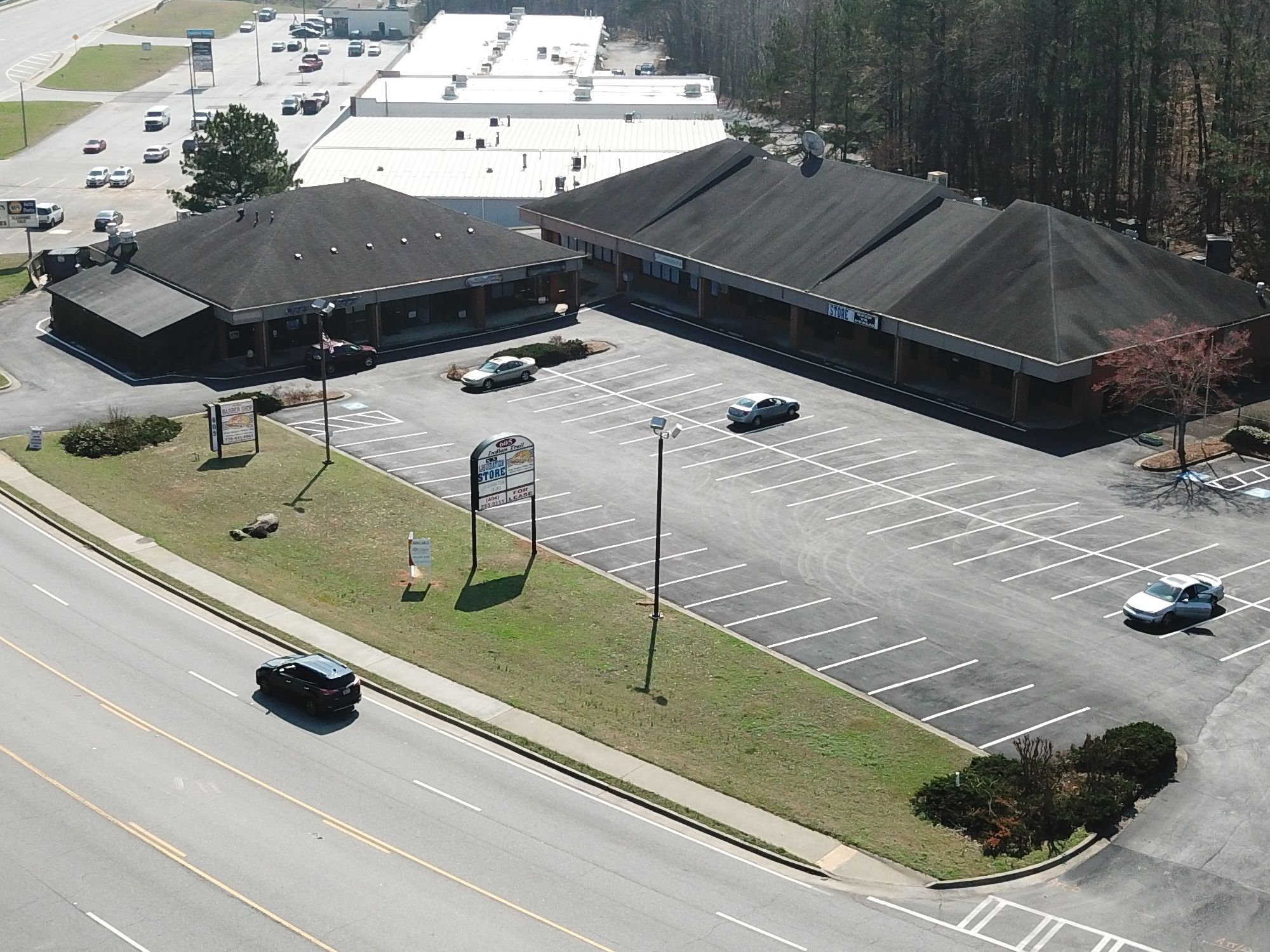 605 Indian Trail Lilburn Road Northwest - 100